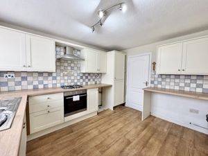 Photo 16- click for photo gallery